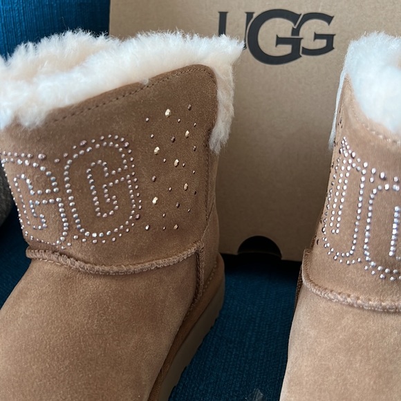 UGG Classic Gem mini ankle bootie boots - Picture 7 of 10